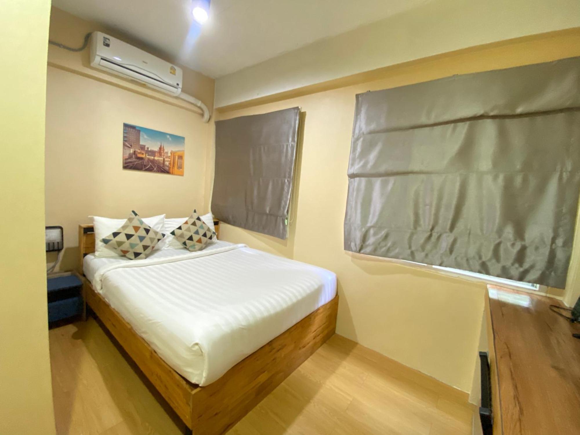 ซับรูมโฮเทล Subroom Hotel Σούρατ Τανί Εξωτερικό φωτογραφία